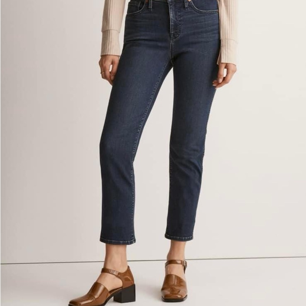 Madewell mid -Rise Stovepipe Jeans in Dahill wash